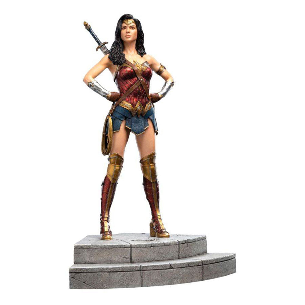 Justice League 2017 Wonder Woman Statue