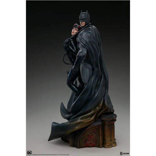 DC Comics Batman & Catwoman Diorama