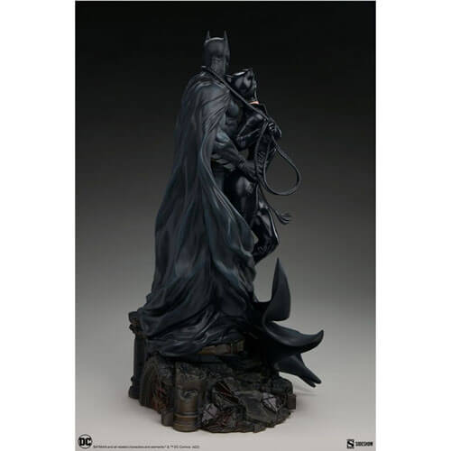 DC Comics Batman & Catwoman Diorama