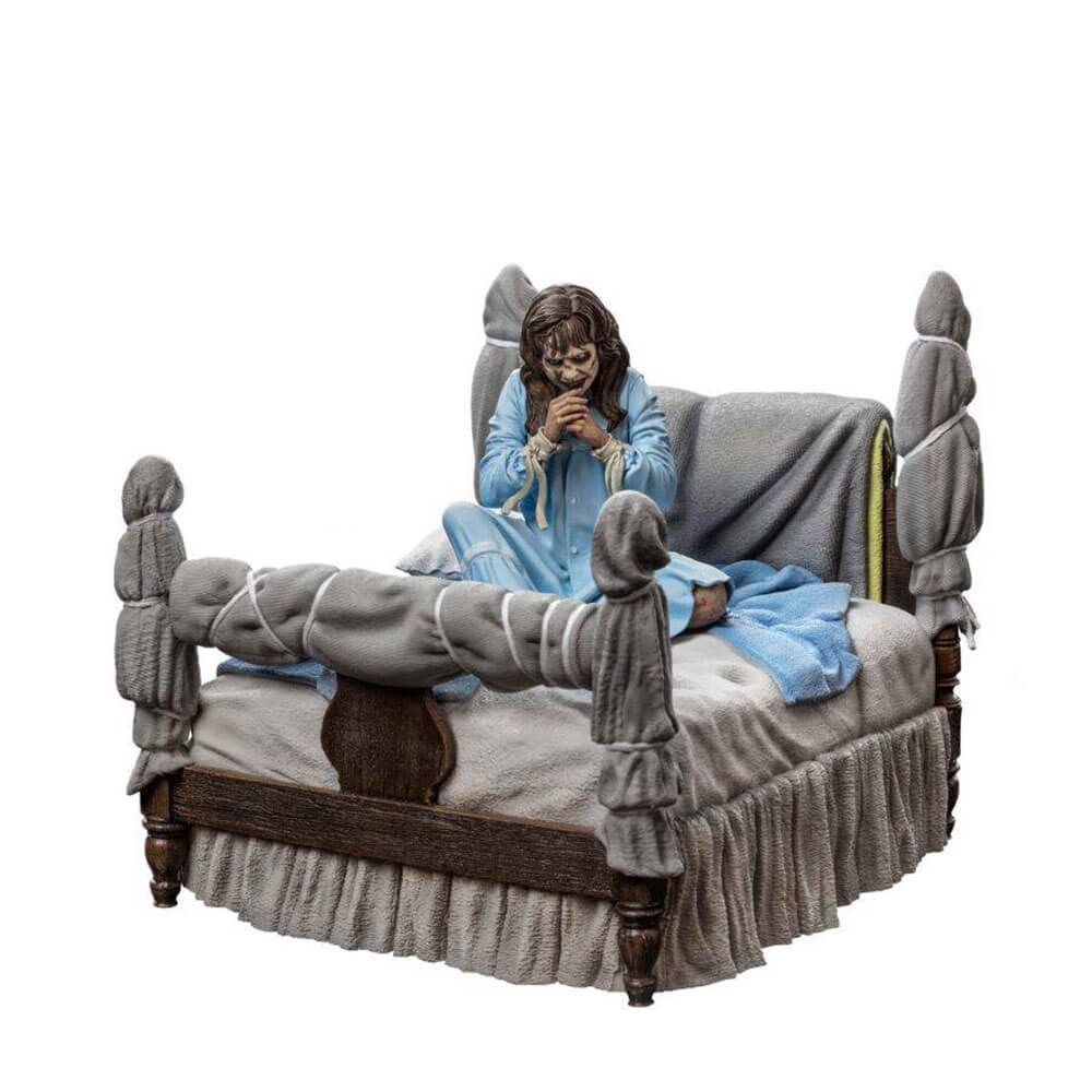 The Exorcist Regan McNeil Deluxe 1:10 Scale Statue
