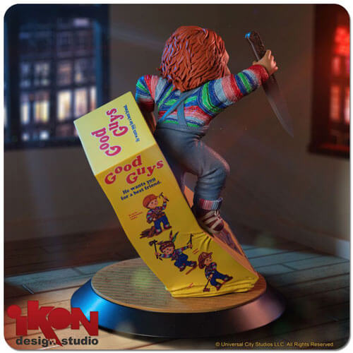 Child's Play Chucky Breaking Free From Box PVC Statue