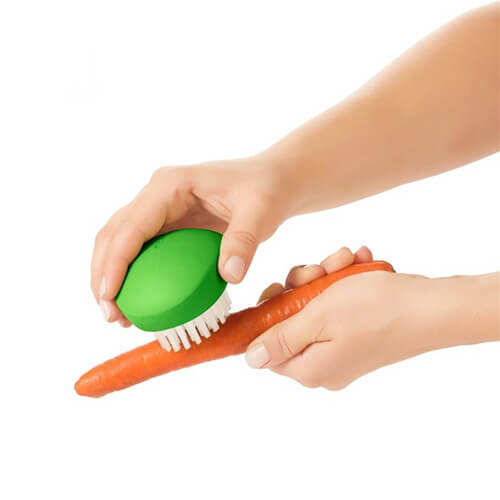 OXO Good Grips Vegetable Brush