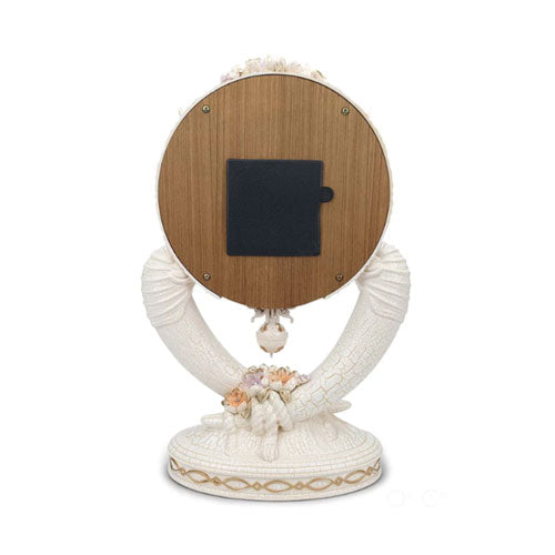 Luxurious Classical White Pendulum Table Clock